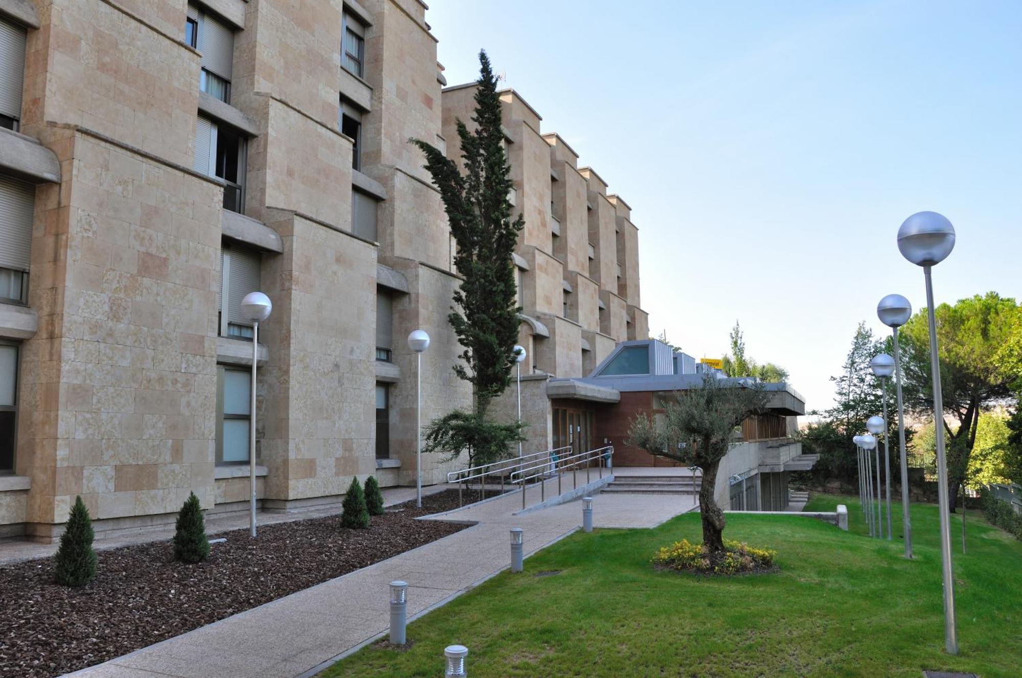 Residencia Universitaria Resa Hernan Cortes Salamanca Exterior foto